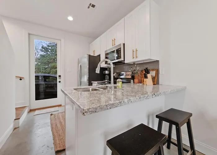 Charming Townhome - New Construction Lafayette